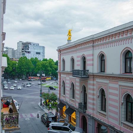 Solo Apartment In City Center Tbilisi Ngoại thất bức ảnh