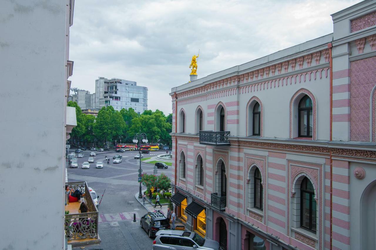 Solo Apartment In City Center Tbilisi Ngoại thất bức ảnh