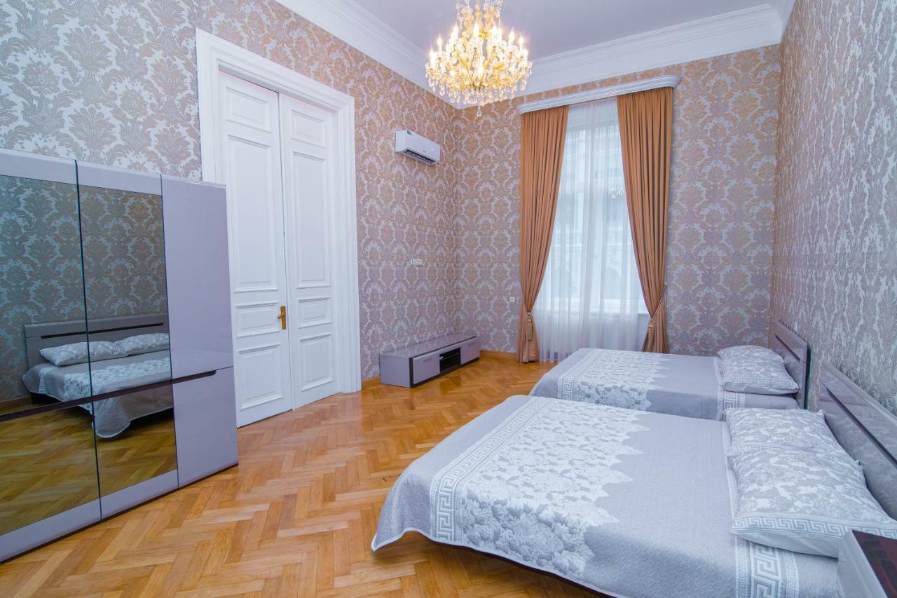 Solo Apartment In City Center Tbilisi Ngoại thất bức ảnh